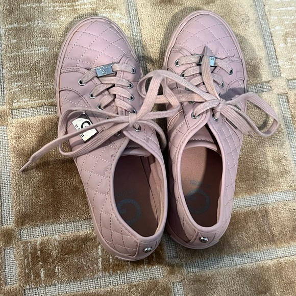 Blush pink guess sneakers - Picture 2 of 4